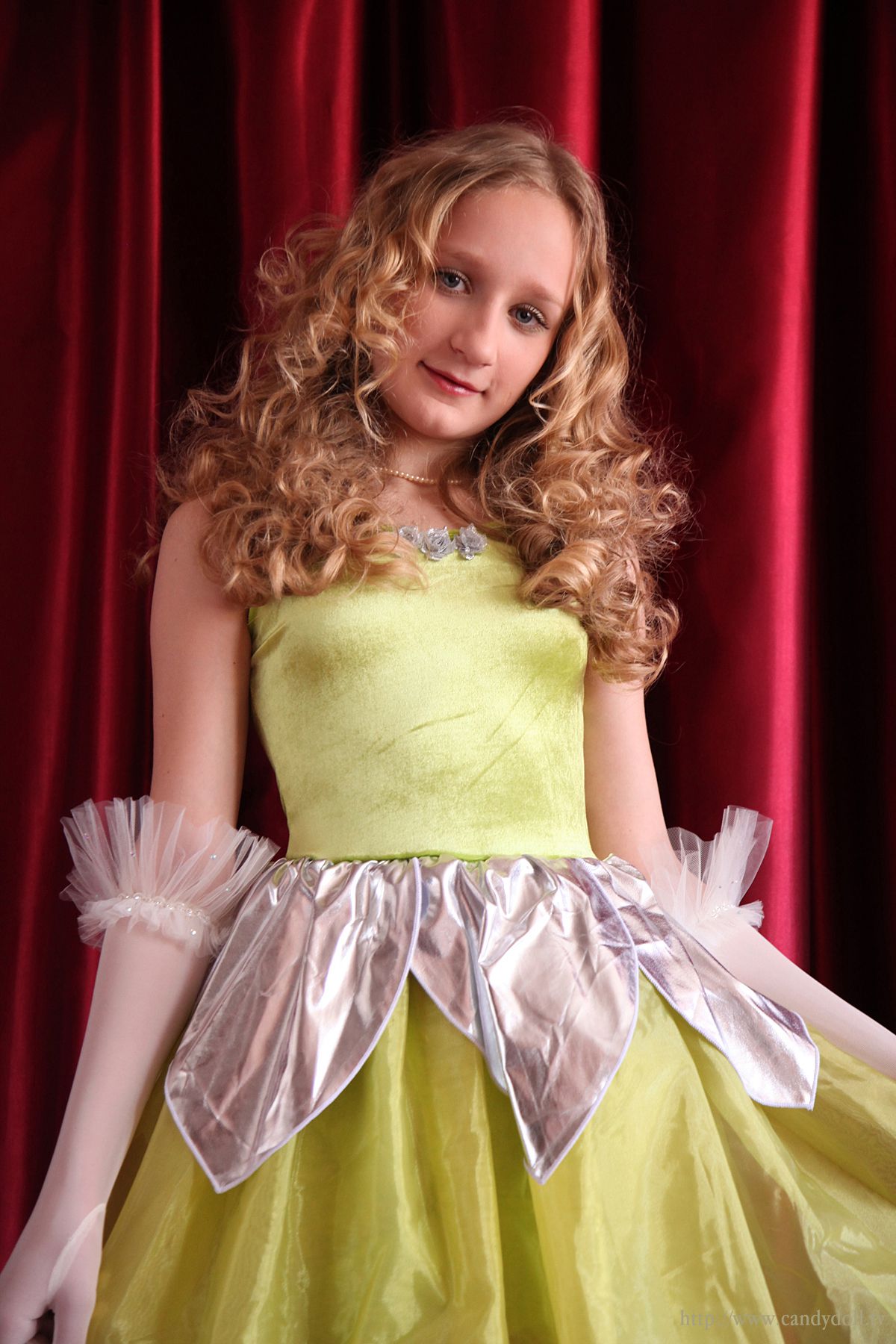 [100P+1V] SanyaV精品写真视频第十八弹