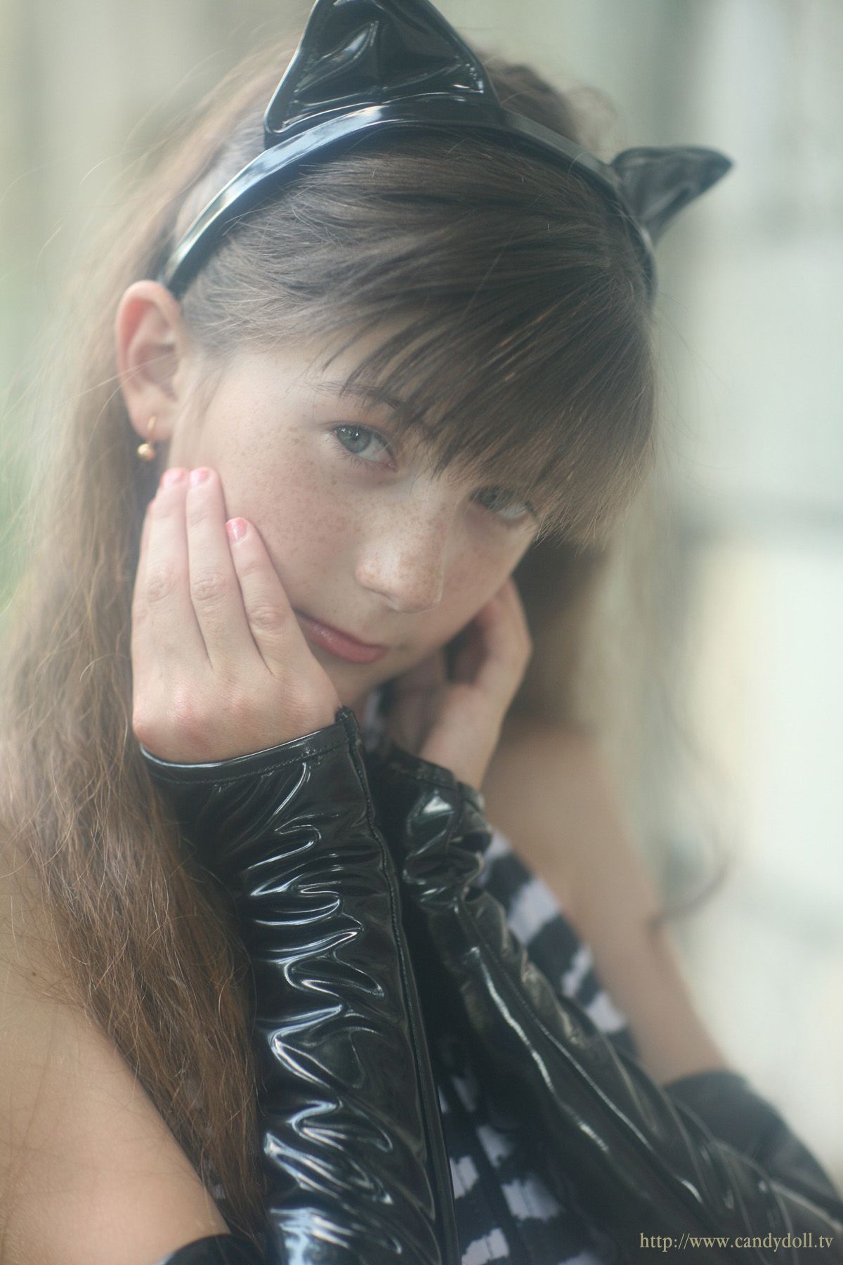 Oksana精美套图第三弹(100P)