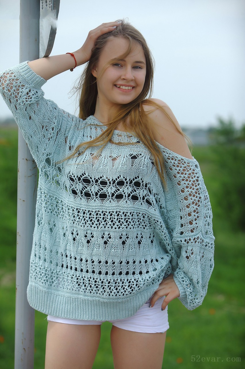 [123P] Hanna蓝色毛衣写真