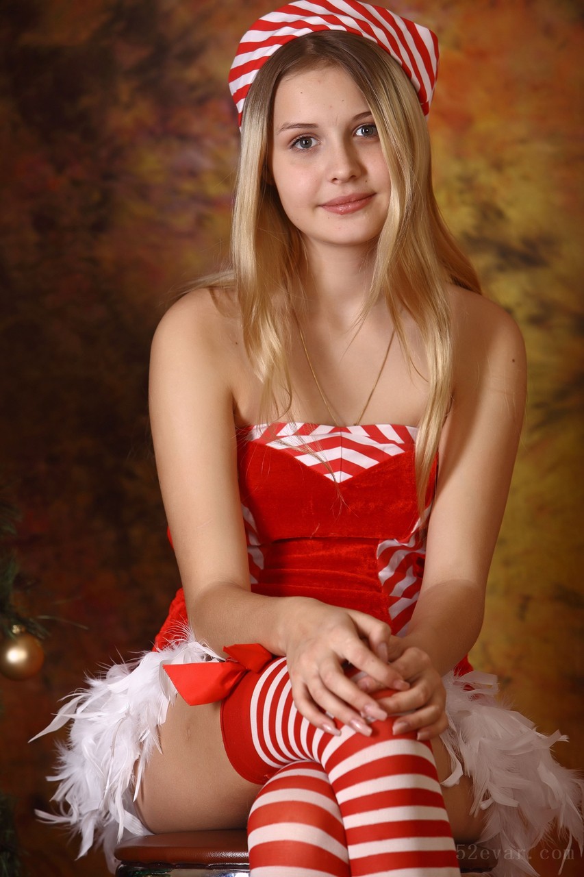 [144P] Mika圣诞装写真